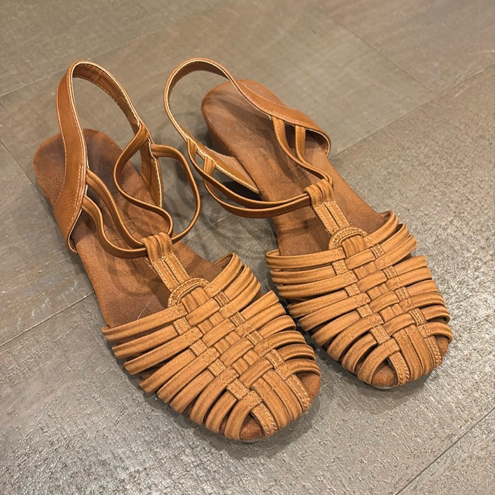 Women's Rumi Stretch Fisherman Sandals size 6 1/2